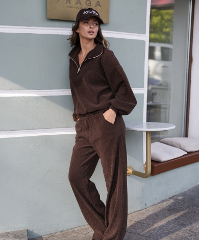 Костюм Cozy шоколадного кольору